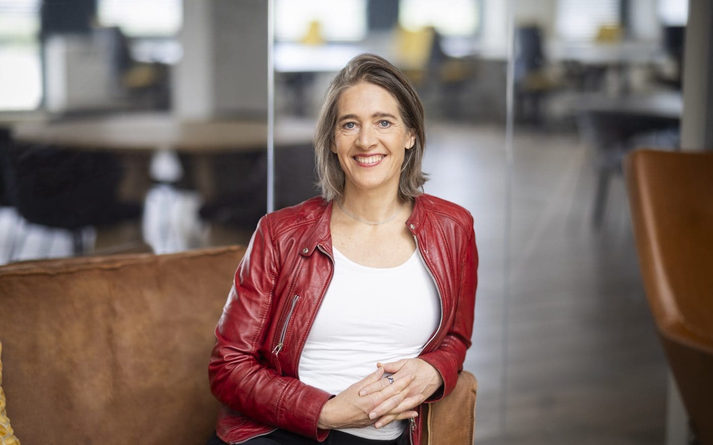 2 jaar zelf geprobeerd, in 4 maanden verkocht: hoe Femke Hogema Profit First Professionals overdroeg